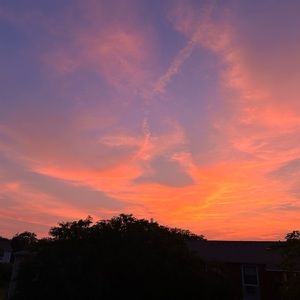 Meet your Posher, Kyela